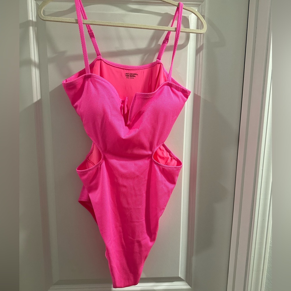 NWT Aerie Shine Cutout Halter One Piece Swimsuit